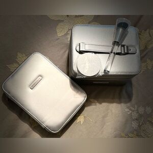 Rodan and Fields accessories (4items)